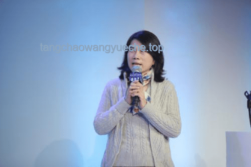 董明珠开导方式与传统观念对比：高考失利后的选择